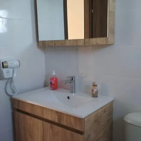 Dom wakacyjny Roulas House Khartáta